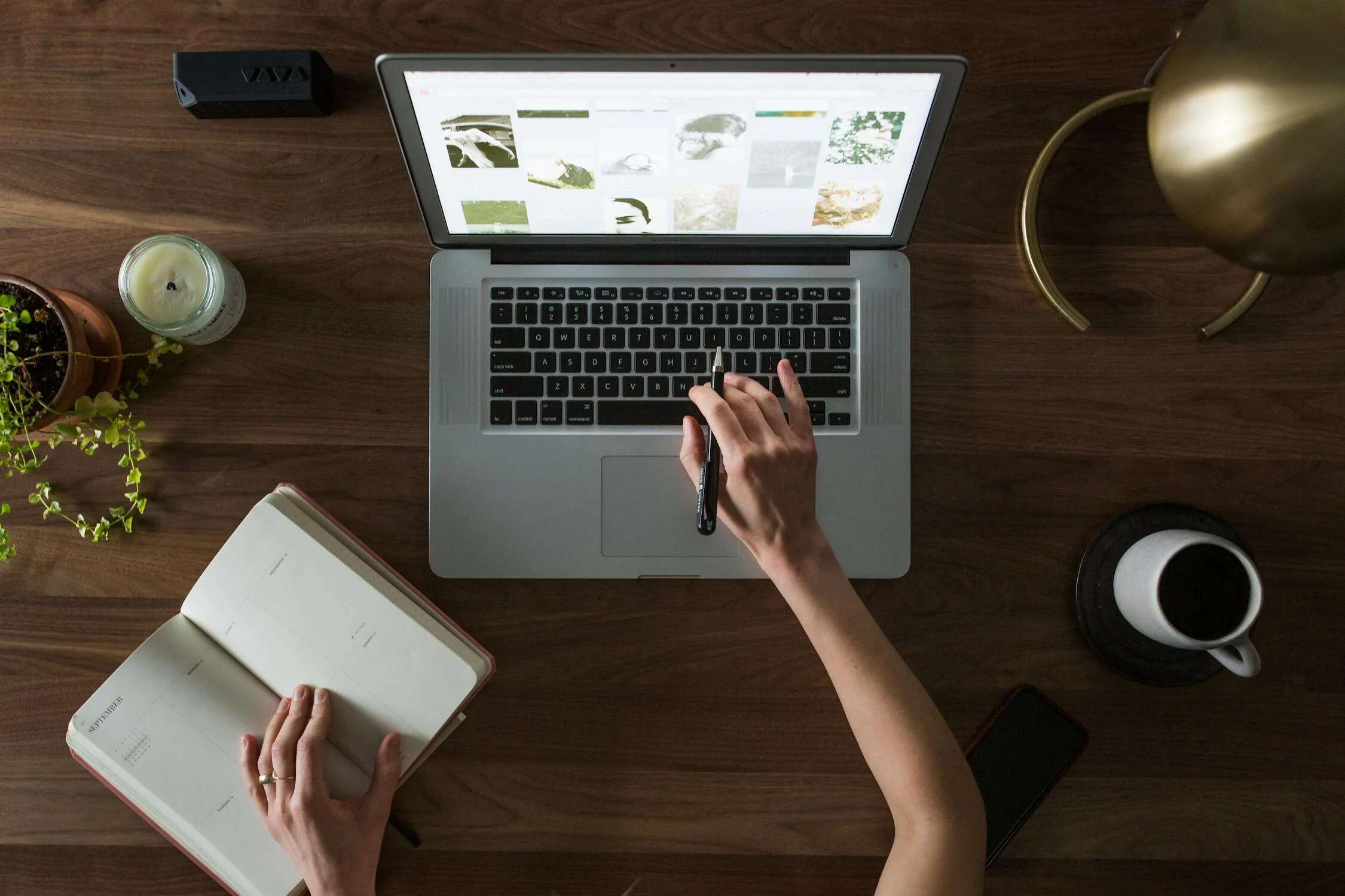 Content planning calendar for social media