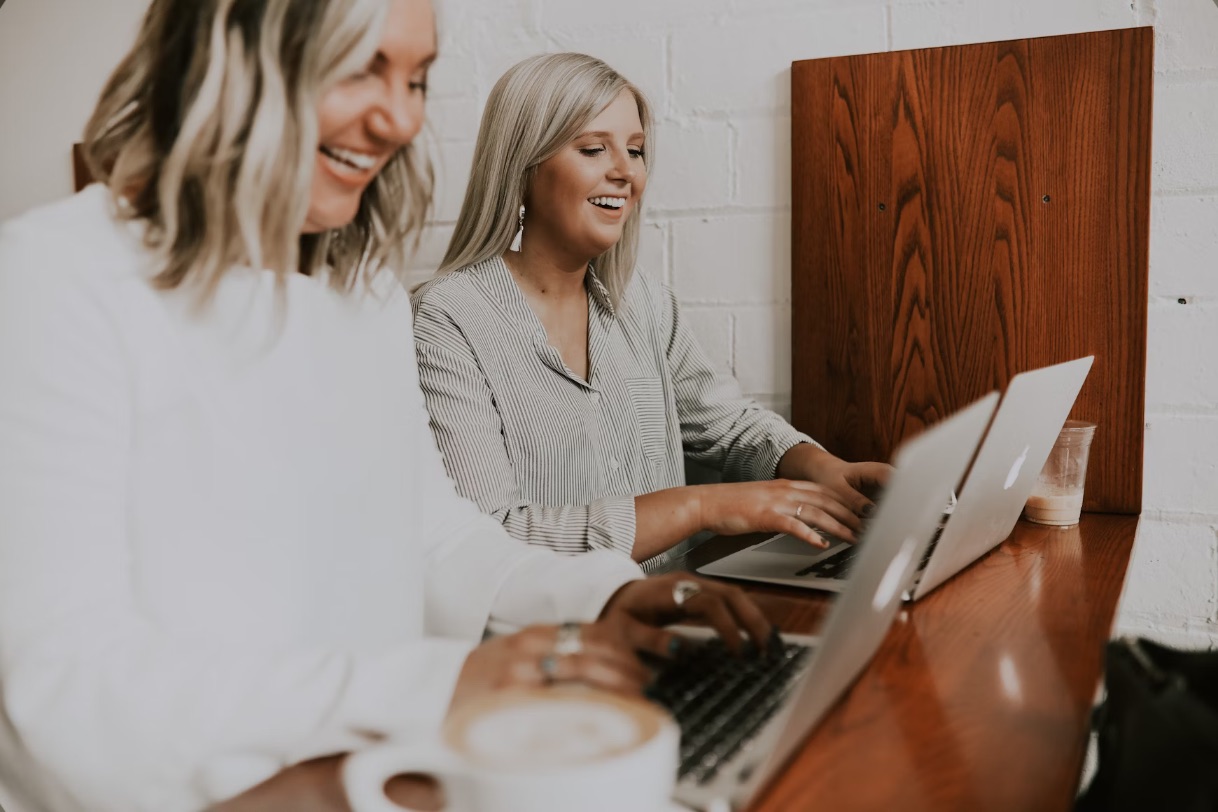 empowering employees social media